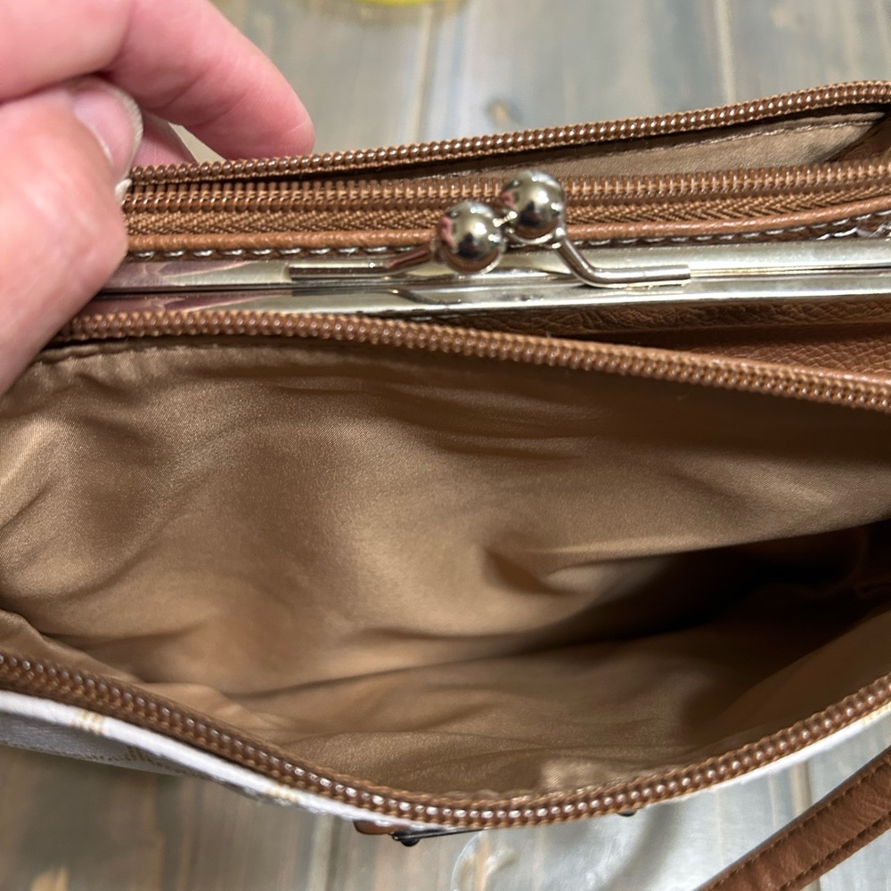 White and beige Crossbody handbag by NineWest - Picture 11 of 12